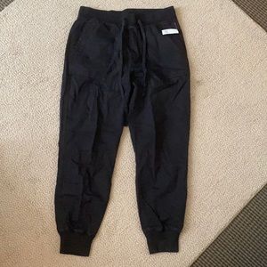 NWT Gap jogger utility pants